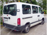 Nissan NV400 (10-), Заднє скло