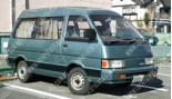 Nissan Vanette C220/C121 (85-94), Лобове скло
